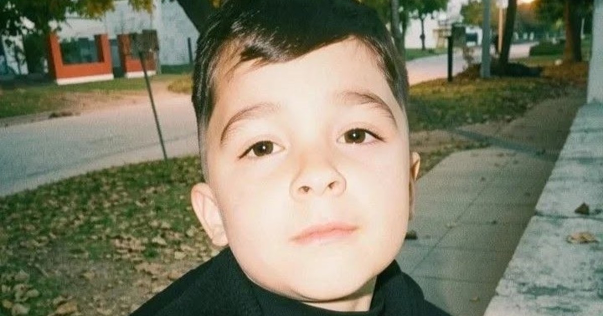 Investigan la muerte de un nene de 6 años en Santa Fe: hallan signos de asfixia y detienen a su madre