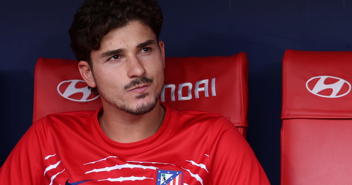Julián Alvarez volvió a faltar al entrenamiento del Atlético de Madrid y el club lanzó un comunicado lapidario sobre su futuro Julián Alvarez volvió a faltar al entrenamiento del Atlético de Madrid y el club lanzó un comunicado lapidario sobre su futuro