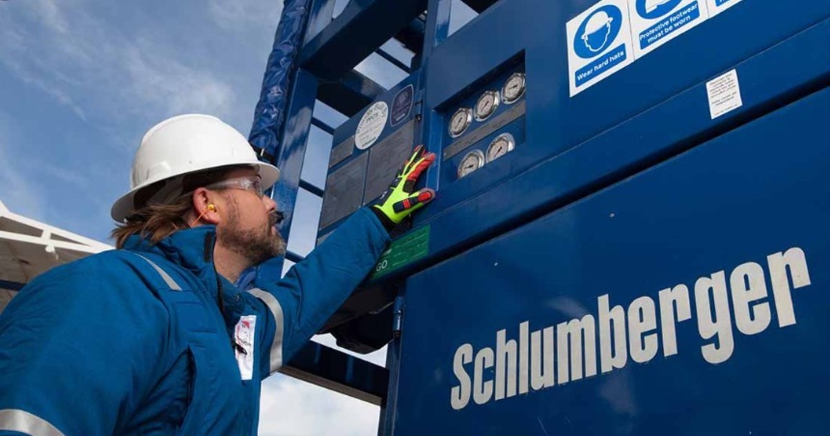 SLB, la mayor empresa de servicios petroleros, anunció que no hará negocios en Malvinas tras el decreto de Milei