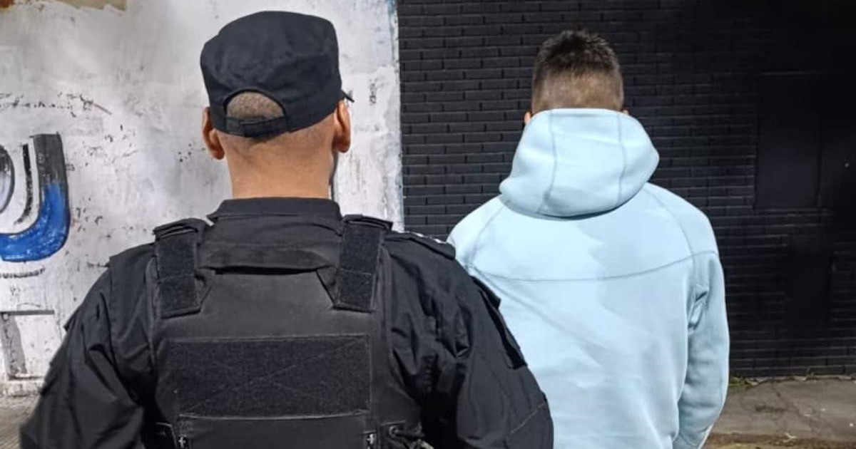 quien-es-el-futbolista-de-newell’s-que-fue-detenido-tras-ser-descubierto-con-un-arma-cargada-en-un-auto
