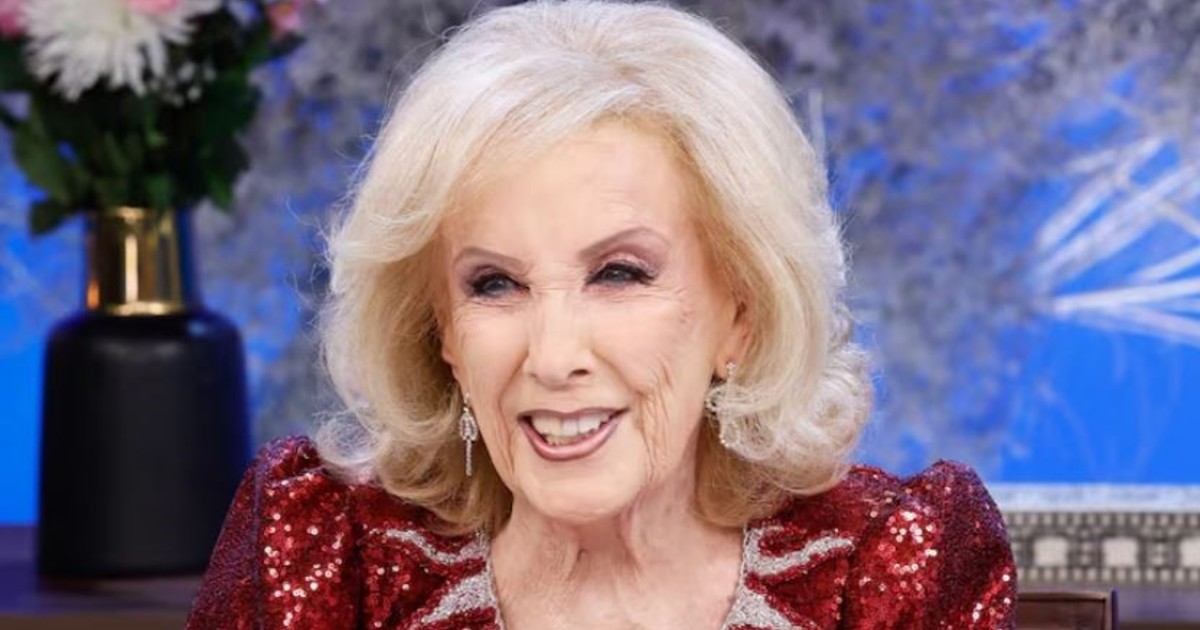 Mirtha Legrand recibió el alta y continuará su recuperación en su casa