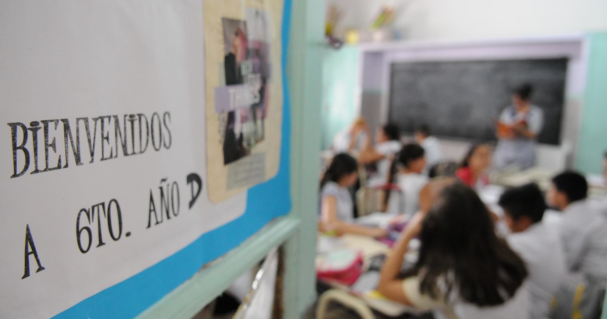 Presupuesto 2027: Educación recupera 5,6%, pero sigue 44,4% debajo de 2023