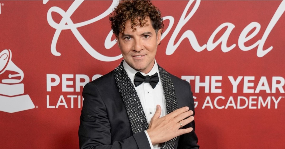 David Bisbal revela lo que merendaba al volver del colegio: «Mi madre había hecho unas lentejas, unas habichuelas… la comida andaluza es un arte»
