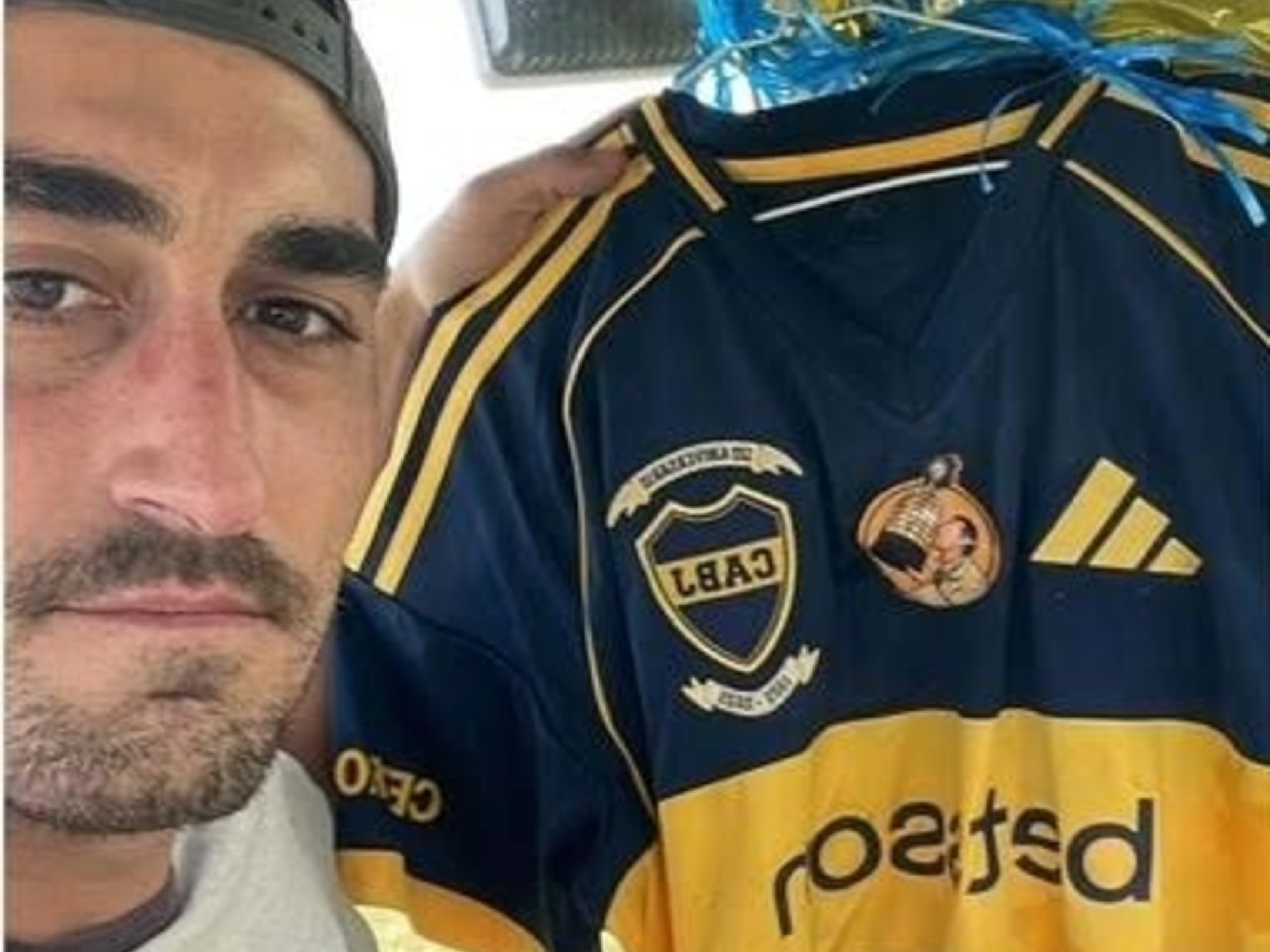 A un año de la muerte de Miguel Russo, habla el uruguayo que encontró la camiseta homenaje de Boca