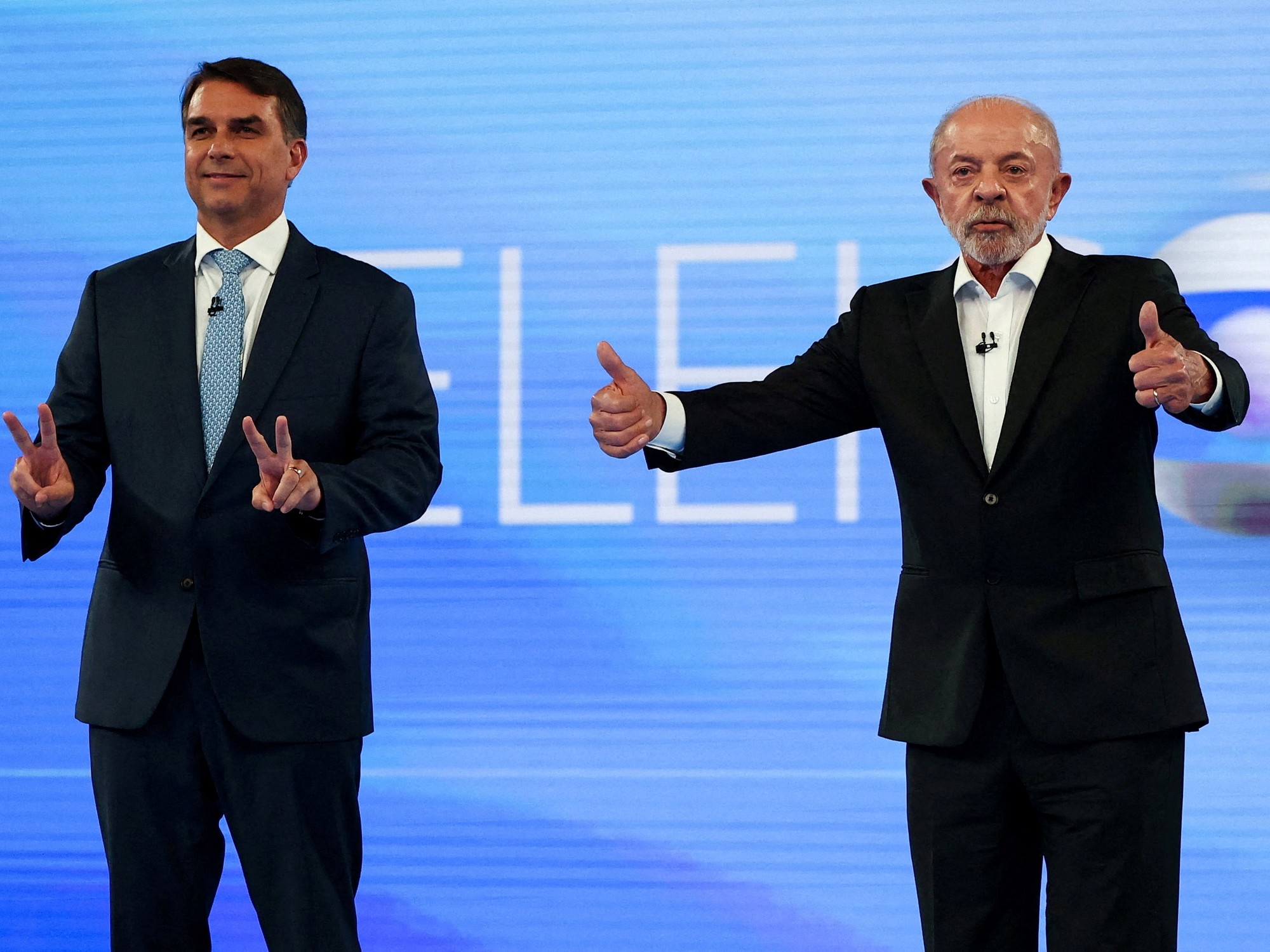 Lula y Flávio Bolsonaro cerraron la campaña con un debate parejo antes del balotaje en Brasil