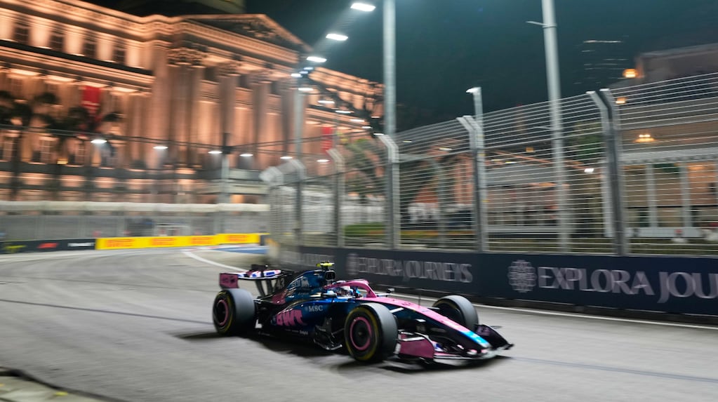 Colapinto abandonó en la Sprint de Singapur por una falla y largará 15° el Gran Premio