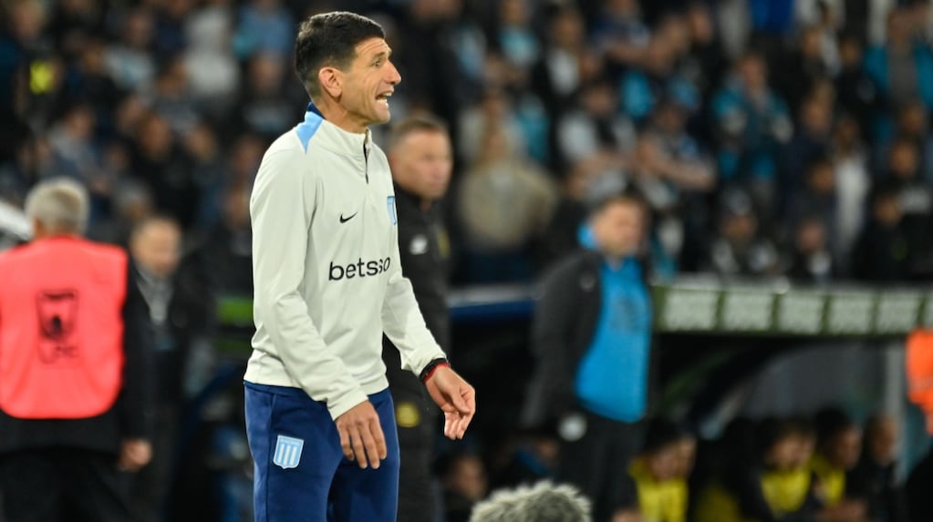 Clásico de Avellaneda: Racing llega en crisis y su DT pidió “no dejen de creer”; Independiente se entusiasma