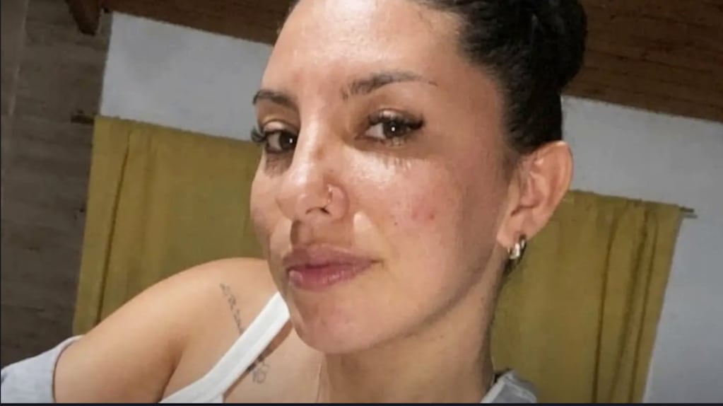 Femicidio en Rosario: la autopsia reveló que Bárbara murió por asfixia y la familia reclama que se investigue a otras personas Femicidio en Rosario: la autopsia reveló que Bárbara murió por asfixia y la familia reclama que se investigue a otras personas