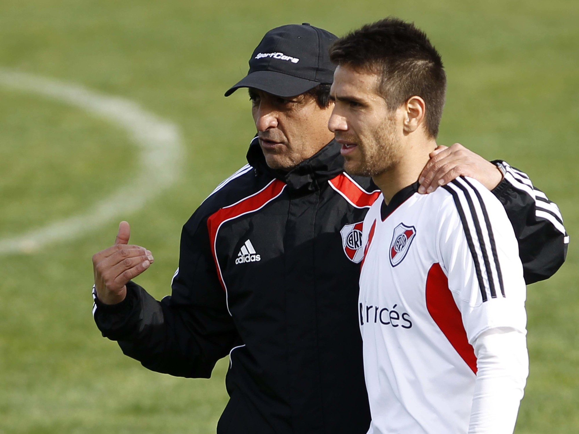 El ruido por Ramón Díaz sacude a River: el plantel respalda a Ponzio y la dirigencia evalúa el futuro El ruido por Ramón Díaz sacude a River: el plantel respalda a Ponzio y la dirigencia evalúa el futuro