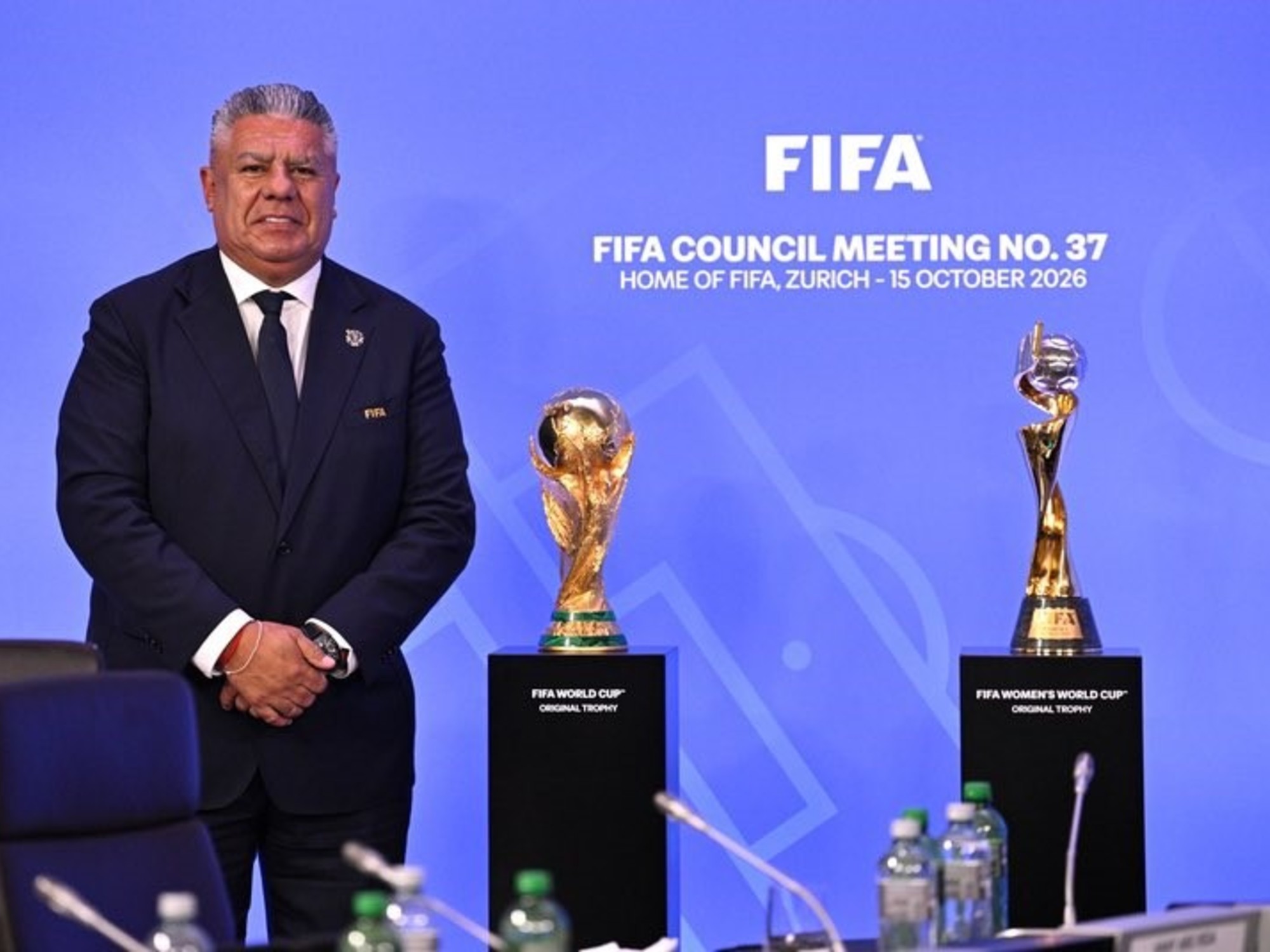 Corrupción en la AFA: Tapia y Toviggino designaron diez intermediarios para cobrar los contratos de la Selección